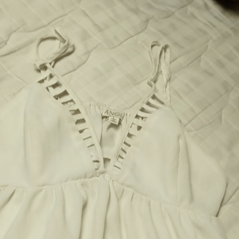 Spaghetti strap